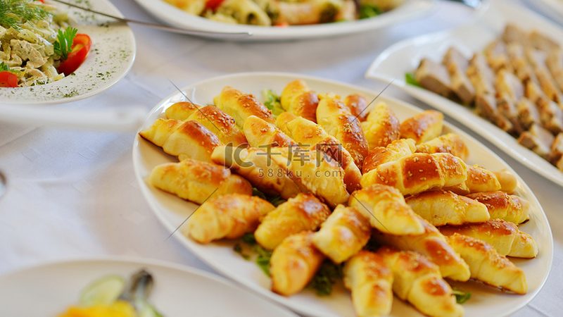 烘焙原料批发网哪个平台好？揭秘烘焙原料选购攻略